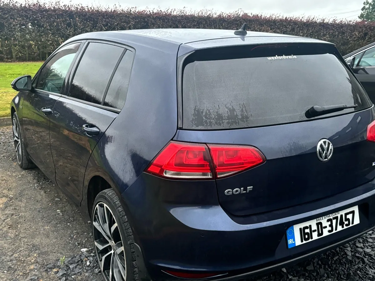 Vw golf lounge - Image 3