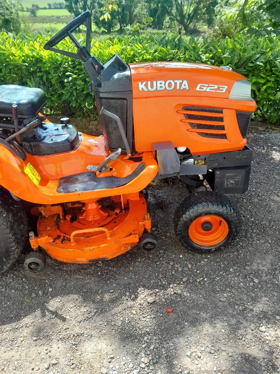 Kubota lawnmower - Image 4