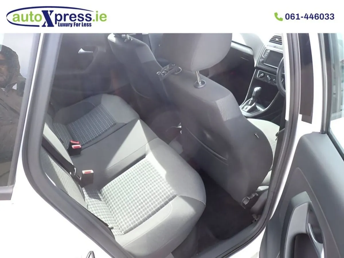 Volkswagen Polo 1.2 TSI Automatic - Image 4