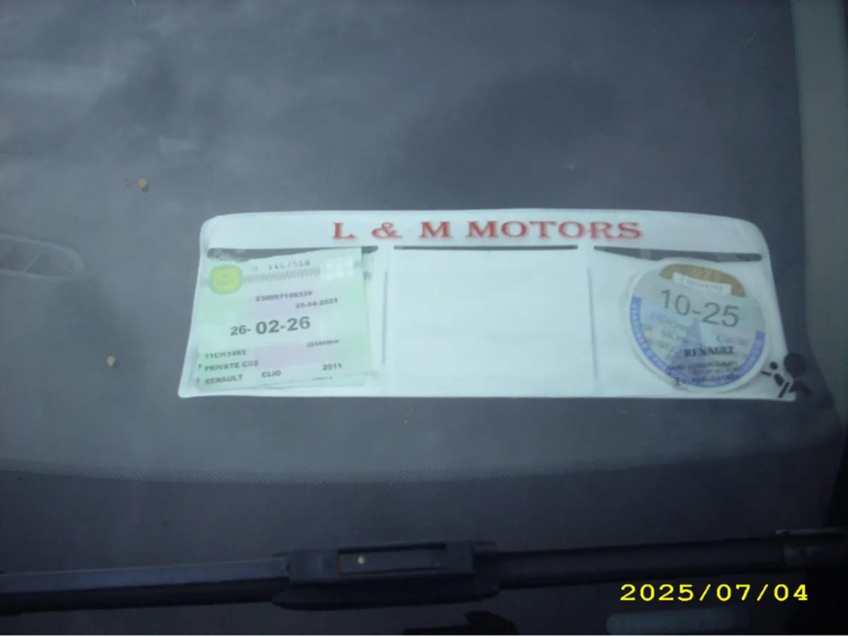 Renault Clio III 1.5 DCI 90 Tomtom 4DR - Image 3