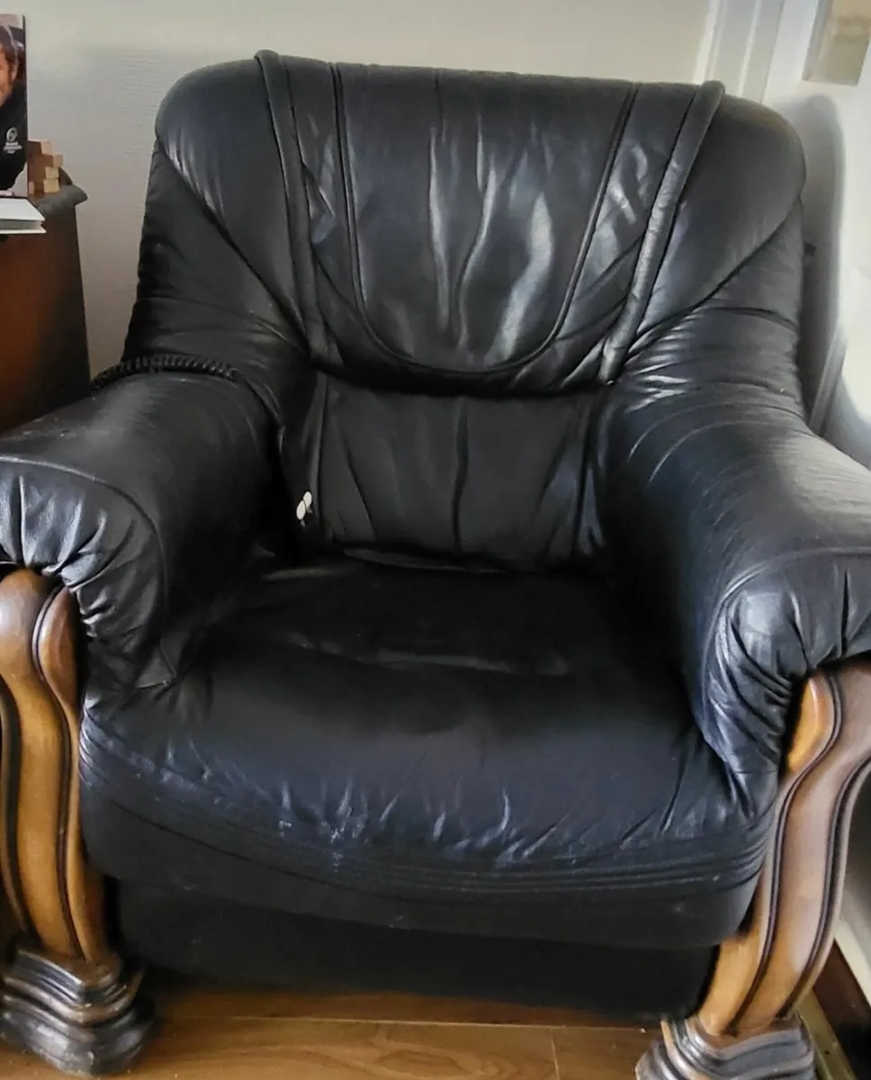 3 seater sofa and armchair - Image 1