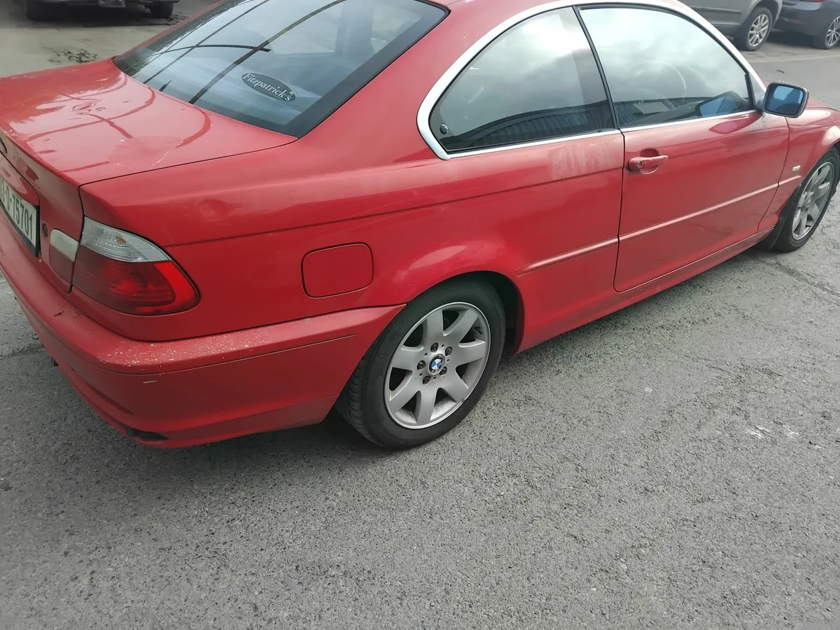 BMW 3-Series 2003 - Image 1