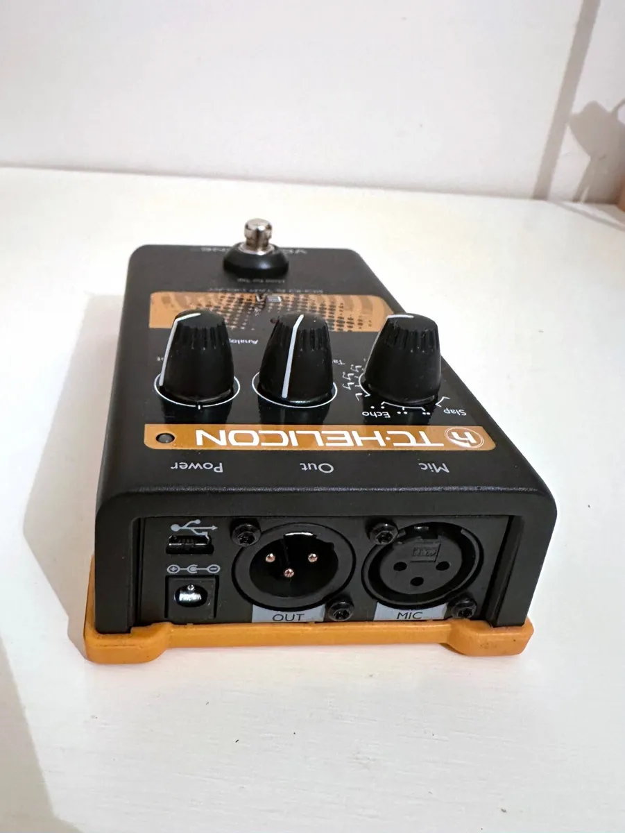 TC Helicon VoiceTone E1 -- Echo and Tap Delay - Image 3