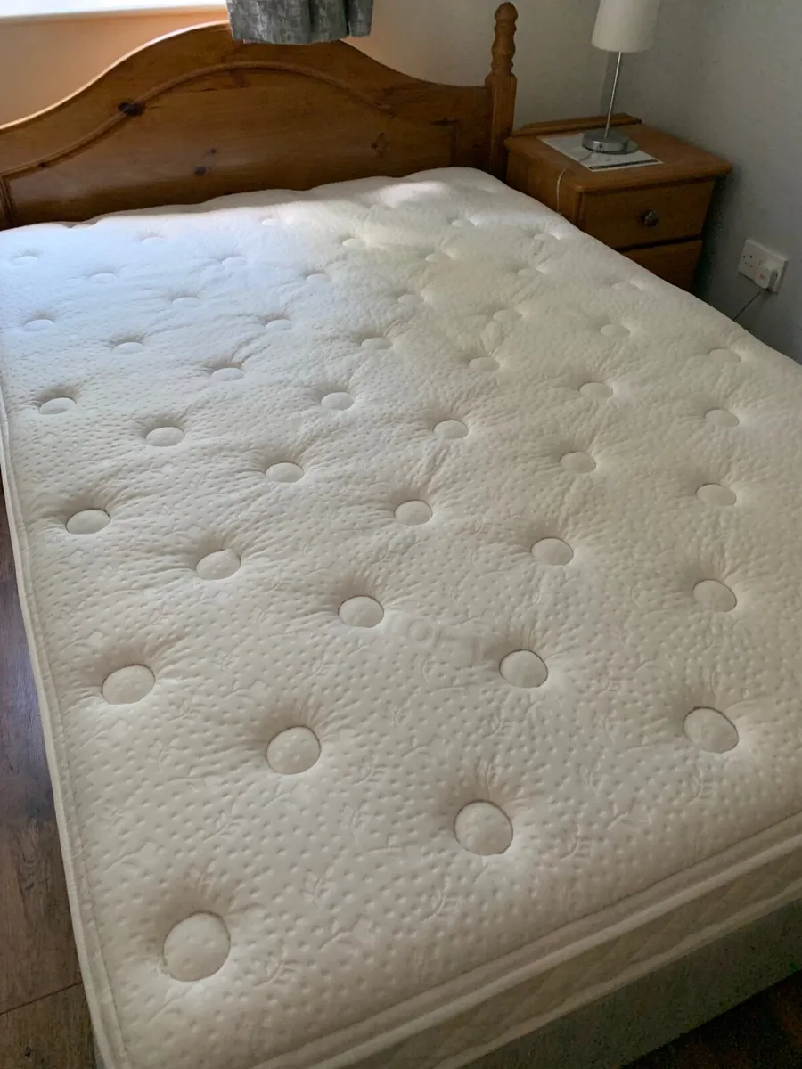 Bed - Image 3