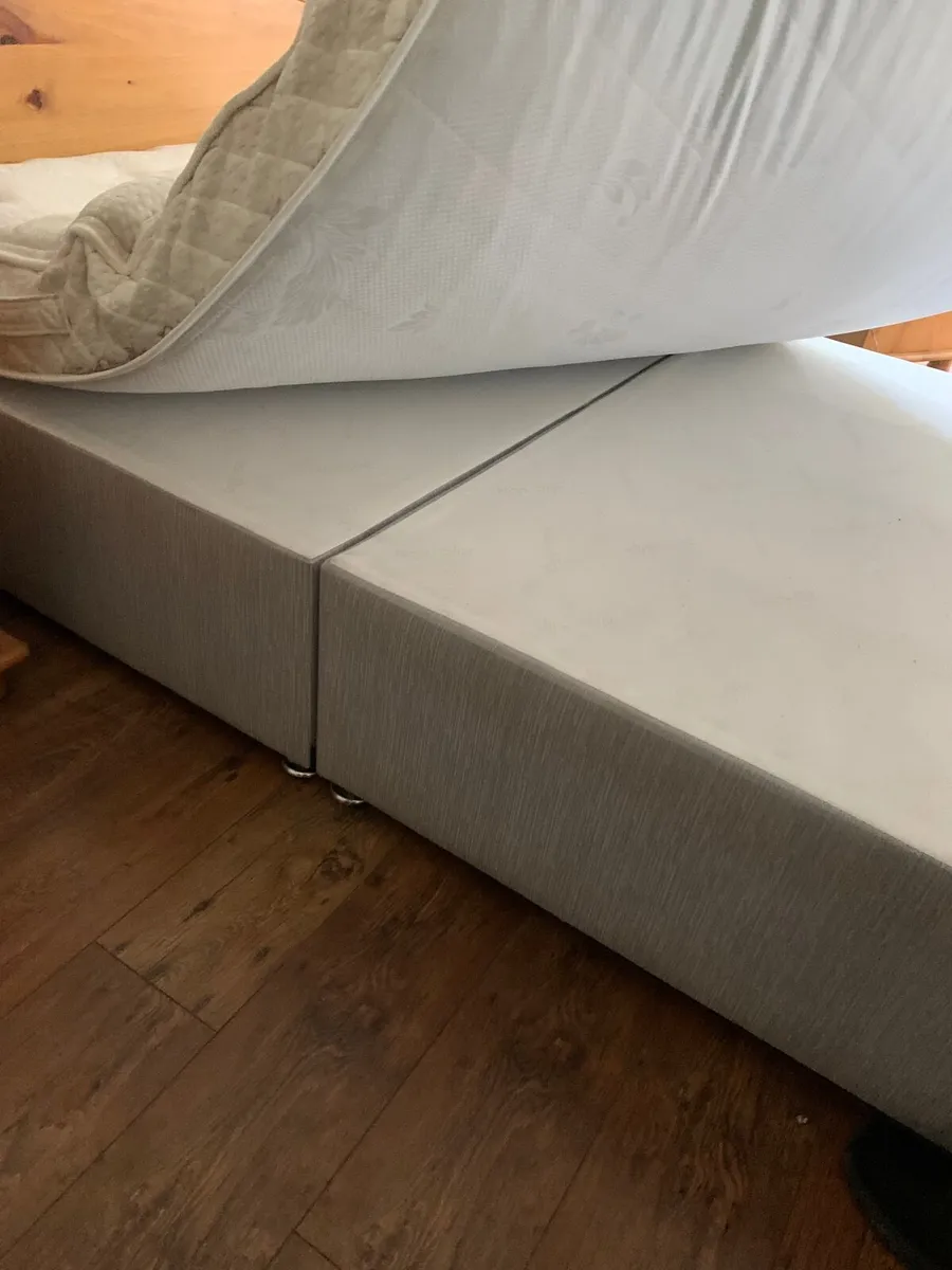 Bed - Image 4