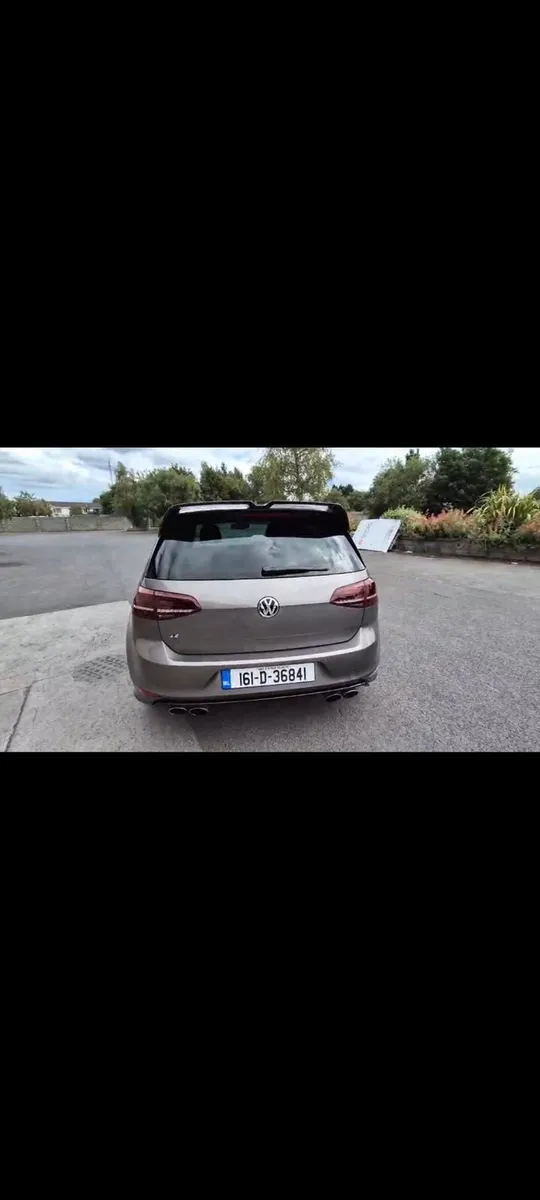 Volkswagen Golf R - Image 3