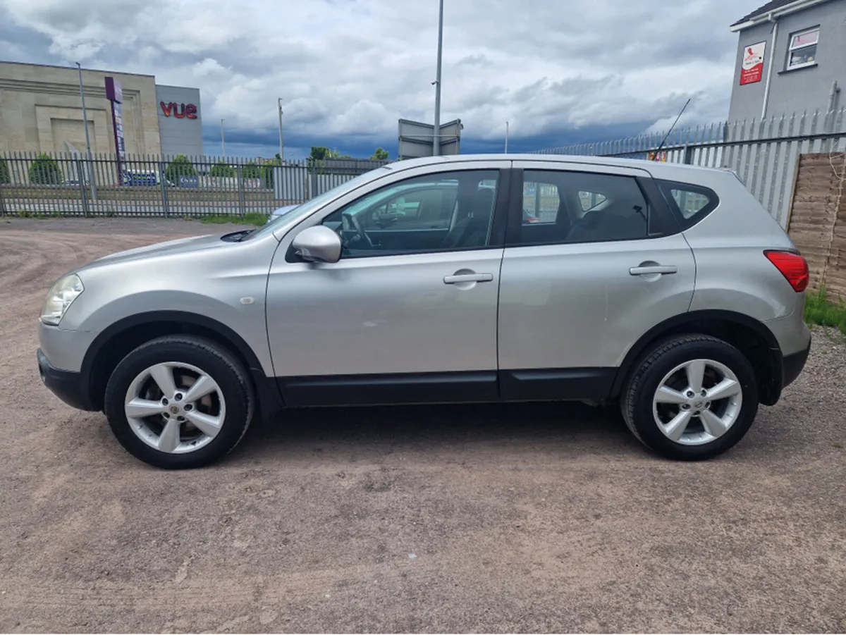 Nissan Qashqai 1.5 D SE 09 2009 - Image 4