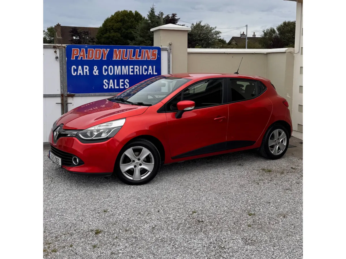 Renault Clio IV DYNAMIQUE 1.2 PET 7 4DR PETROL - Image 3