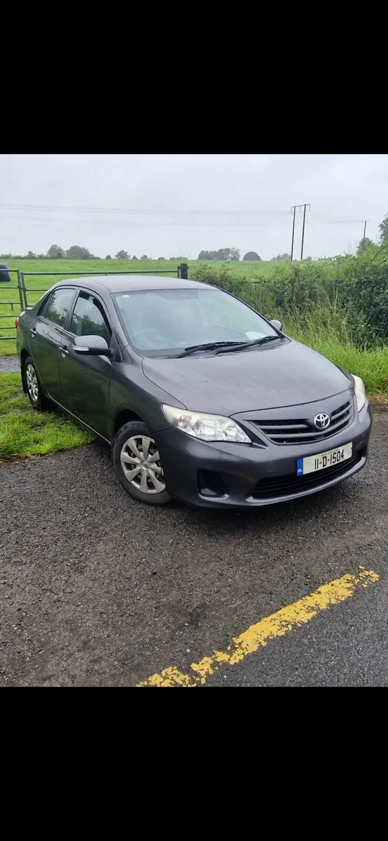 11 toyota corolla Nct 05/26 - Image 1