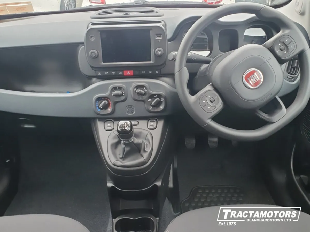 Fiat Panda CROSS 1.0 MHEV - Image 2
