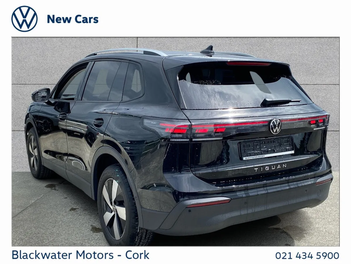 Volkswagen Tiguan 2.0TDI 150BHP EDITION 75 AUTOMAT - Image 3