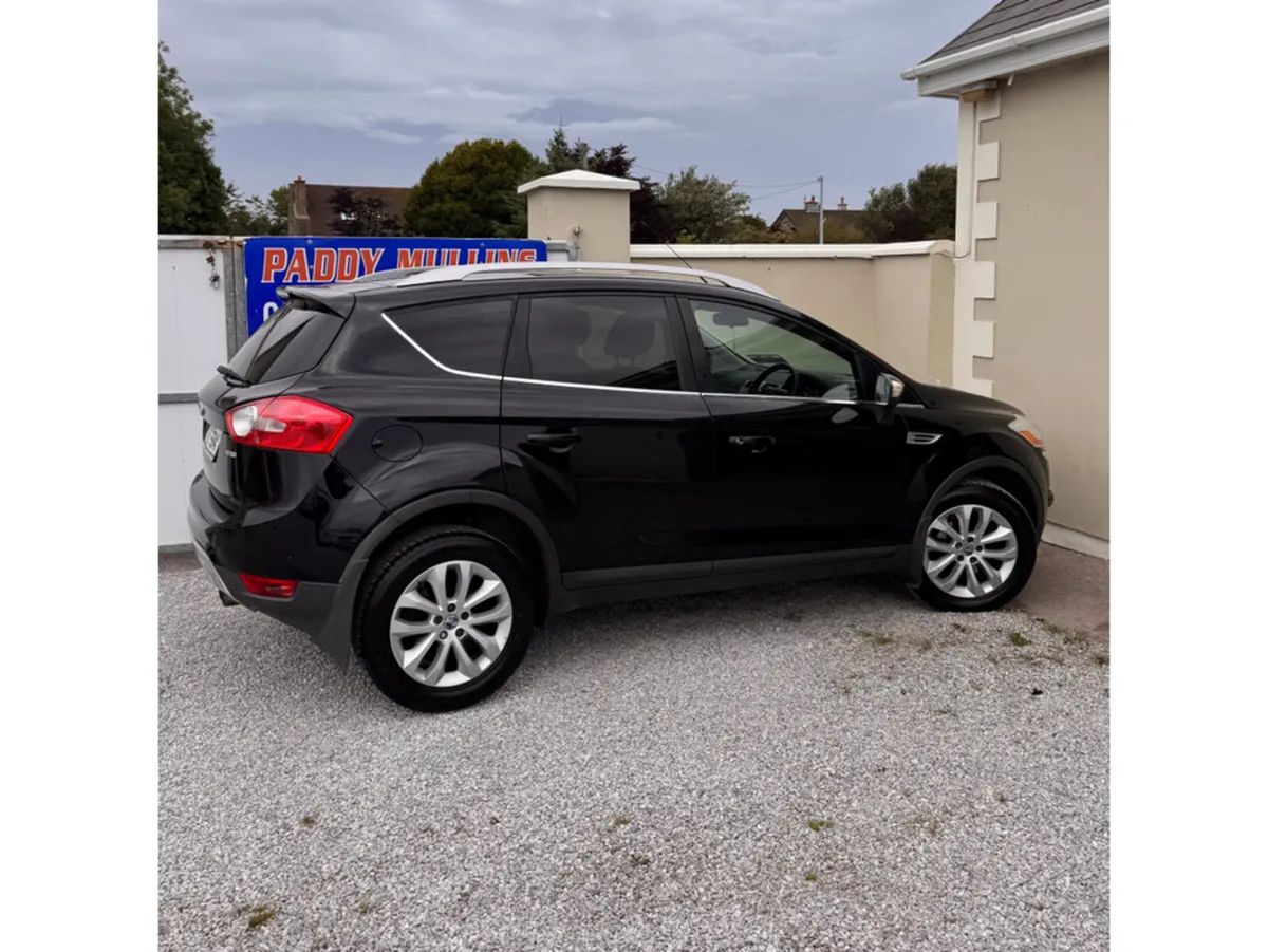 Ford Kuga ZETEC 2.0 TDCI 136PS 4X2 4 X 2 5DR - Image 4