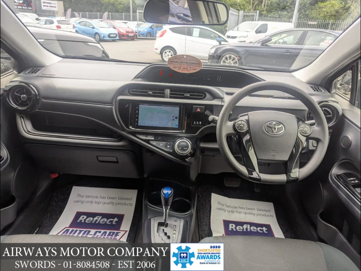 Toyota Aqua * 1.5 HYBRID * AUTO * 5DR * SAT NAV * - Image 4