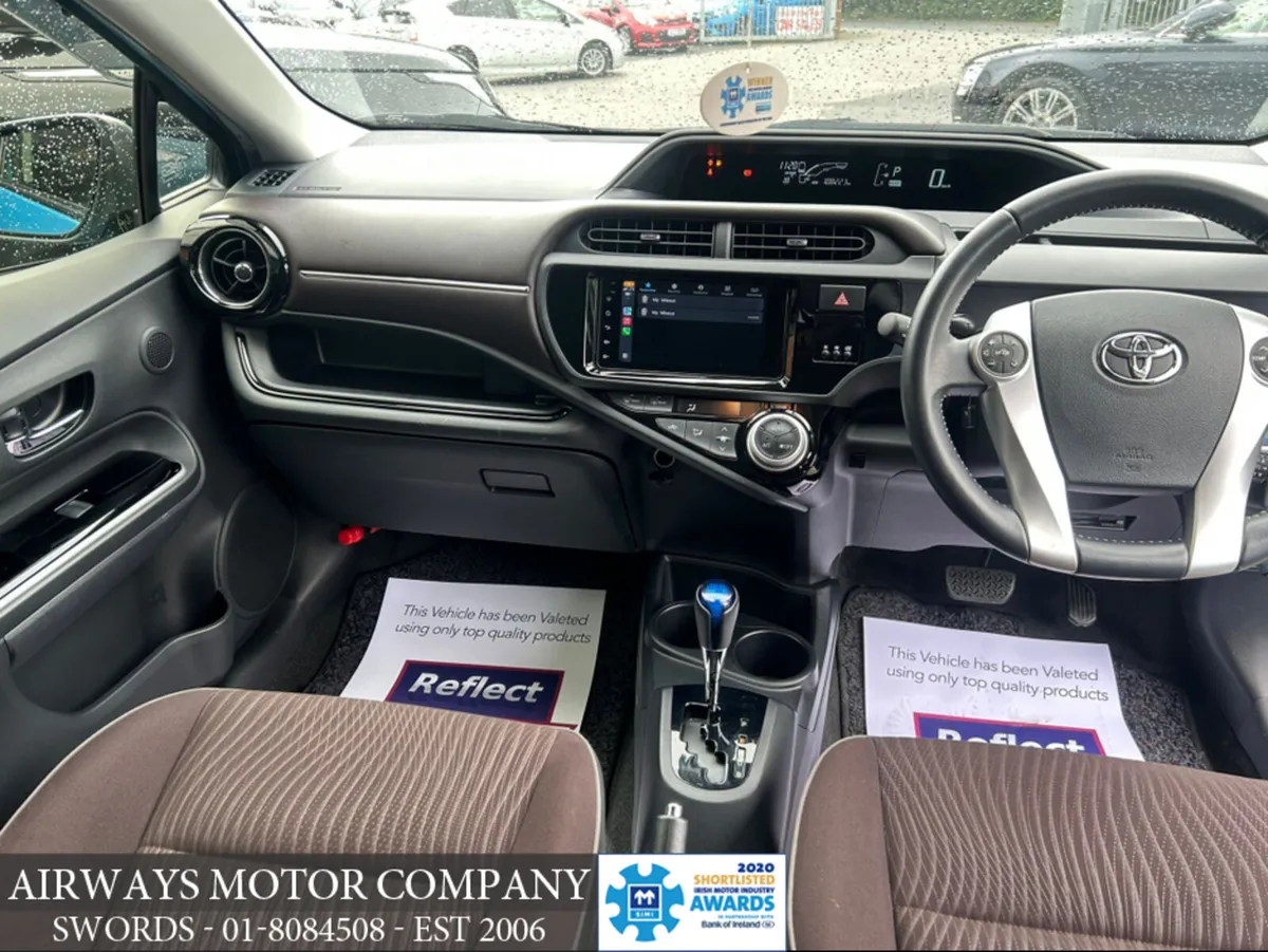 Toyota Aqua * 1.5 HYBRID * AUTO * SAT NAV * REV CA - Image 4