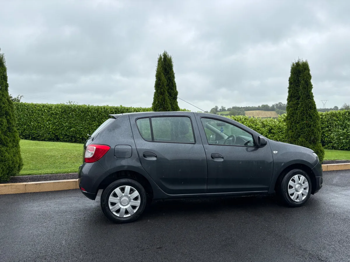 Dacia Sandero 2016 - Image 4