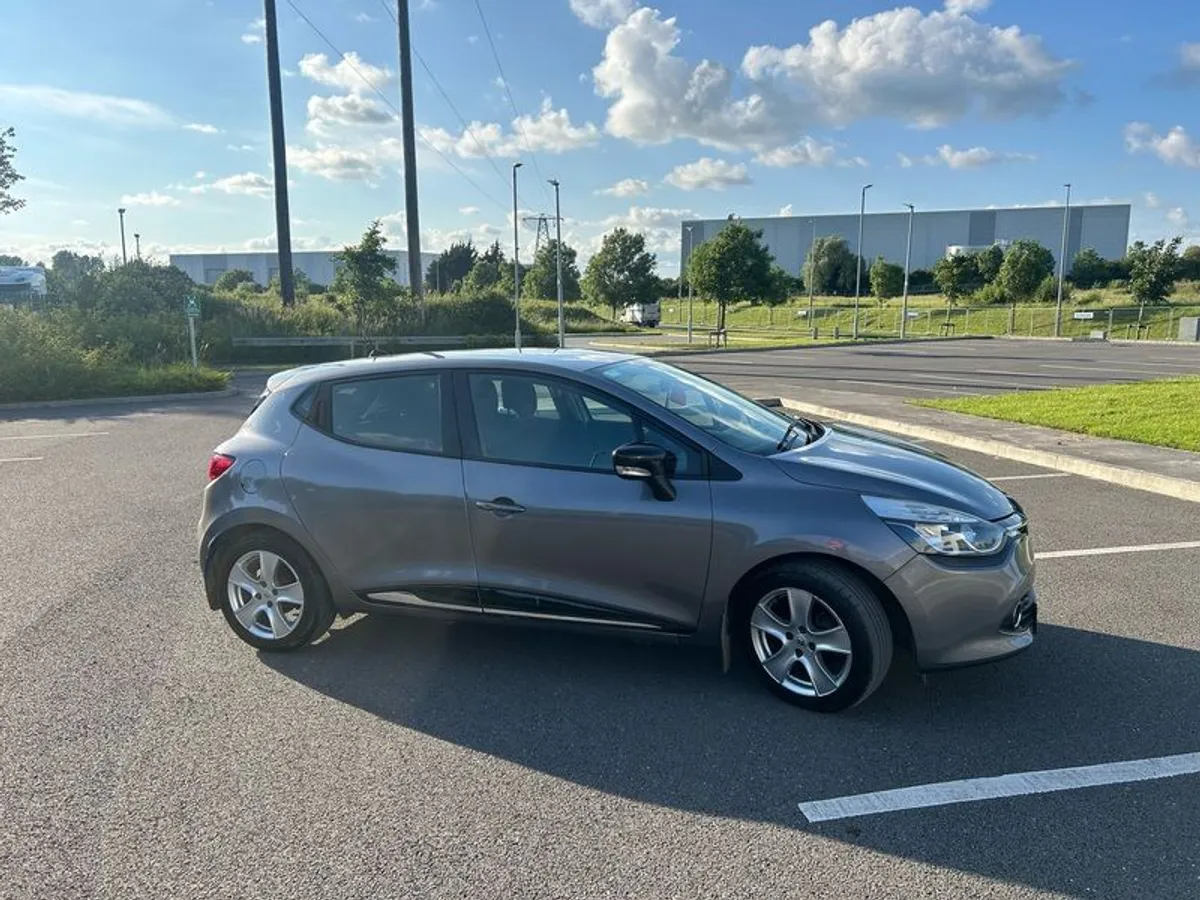 2015 Renault Clio 2015 - Image 3