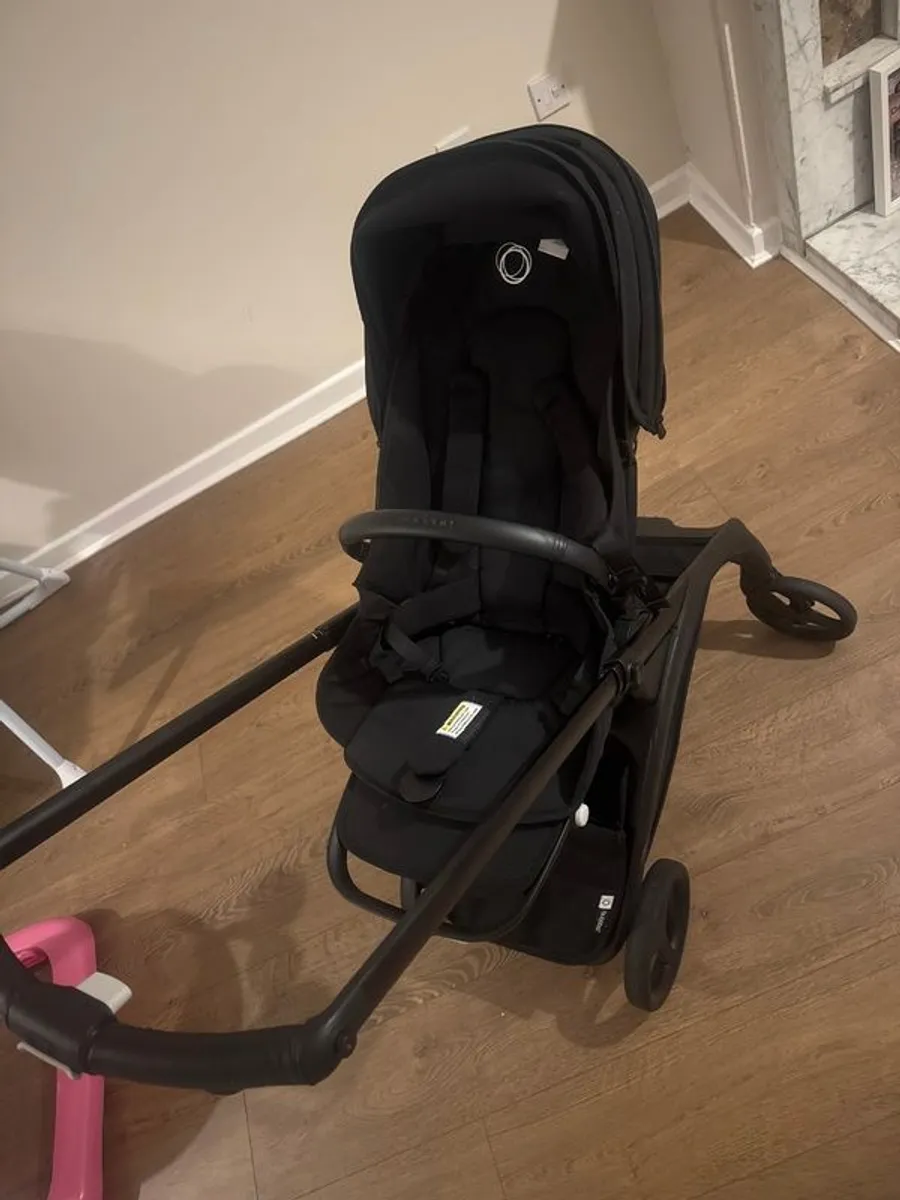 Bugaboo Dragonfly Stroller - Image 1