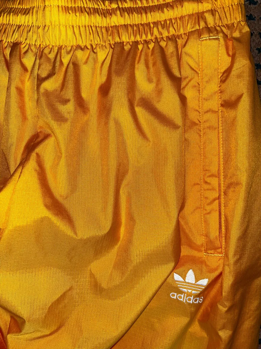 Adidas trousers - Image 4