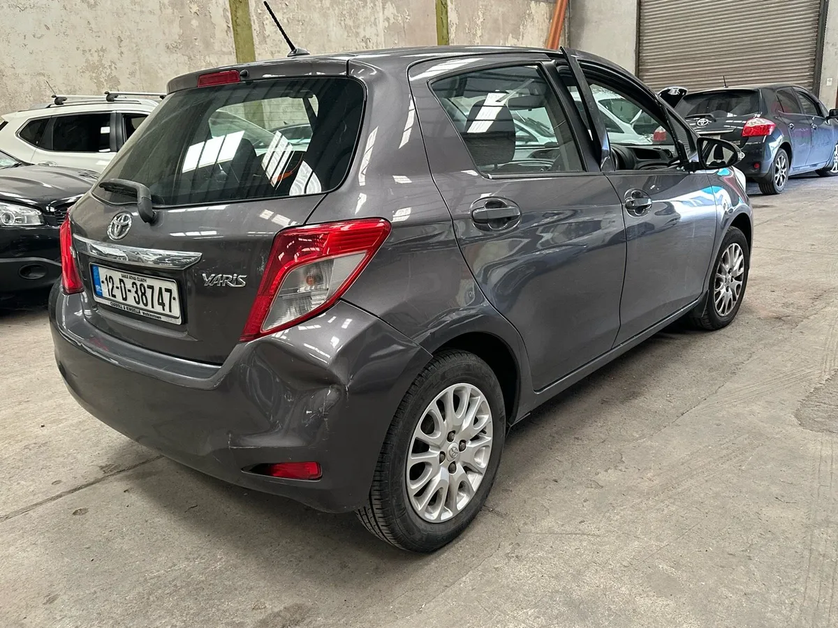 2012 Toyota Yaris  1.4d4d - Image 4