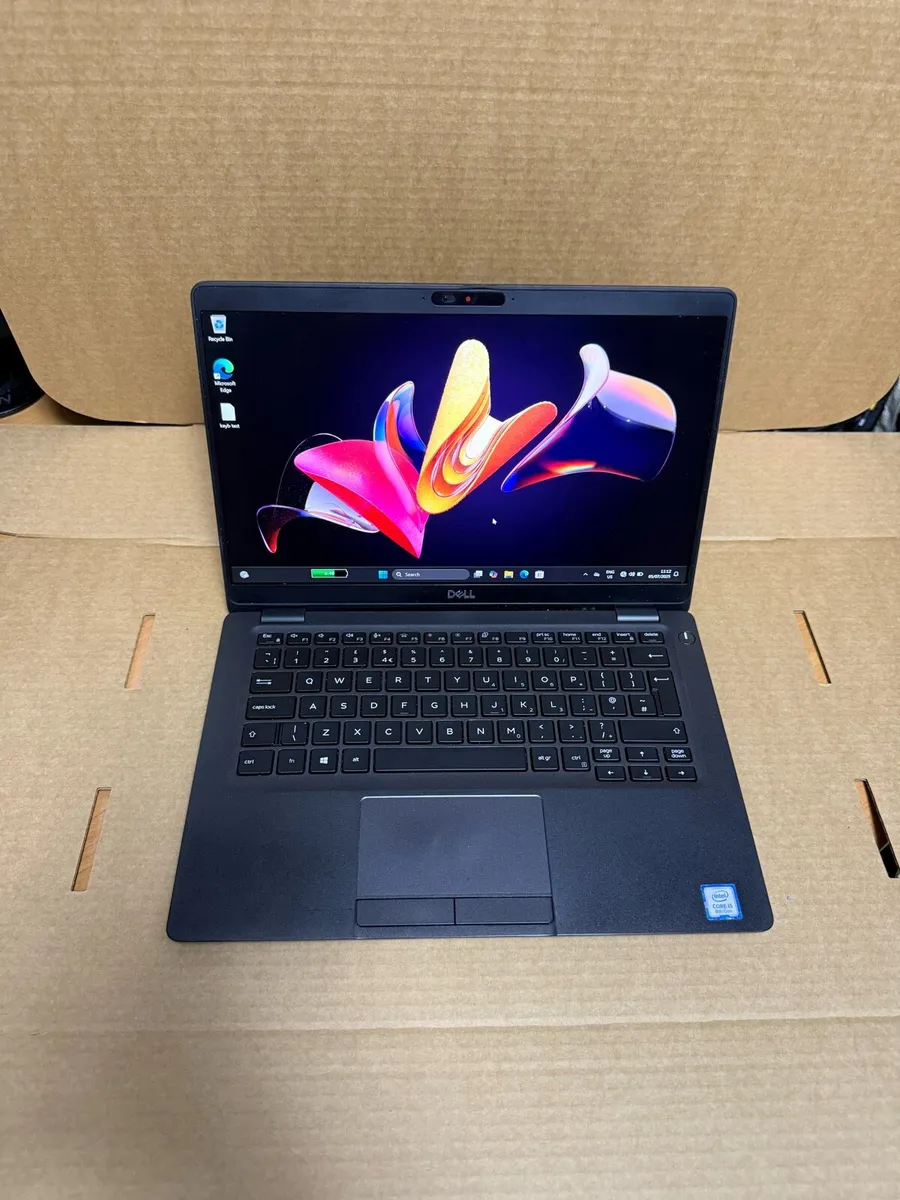 Dell latitude i5 pro 16-256 win 11 - Image 1