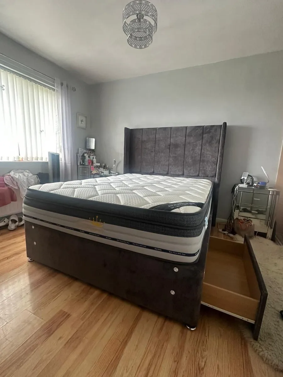 King-size Beds with orthopedic springs Metress - Image 4