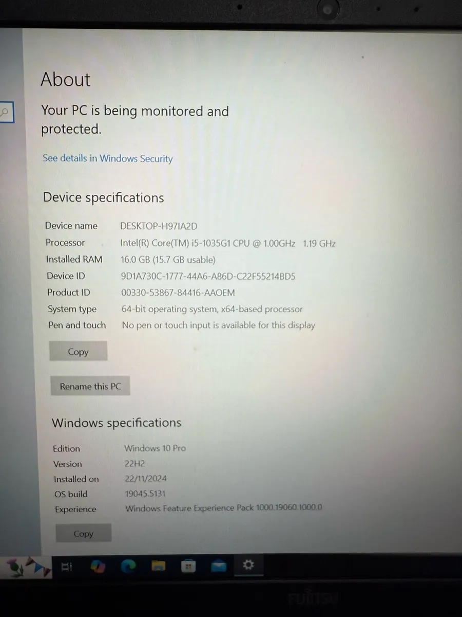 Fujitsu i5 pro 10th gen 16-256 win 10 - Image 2