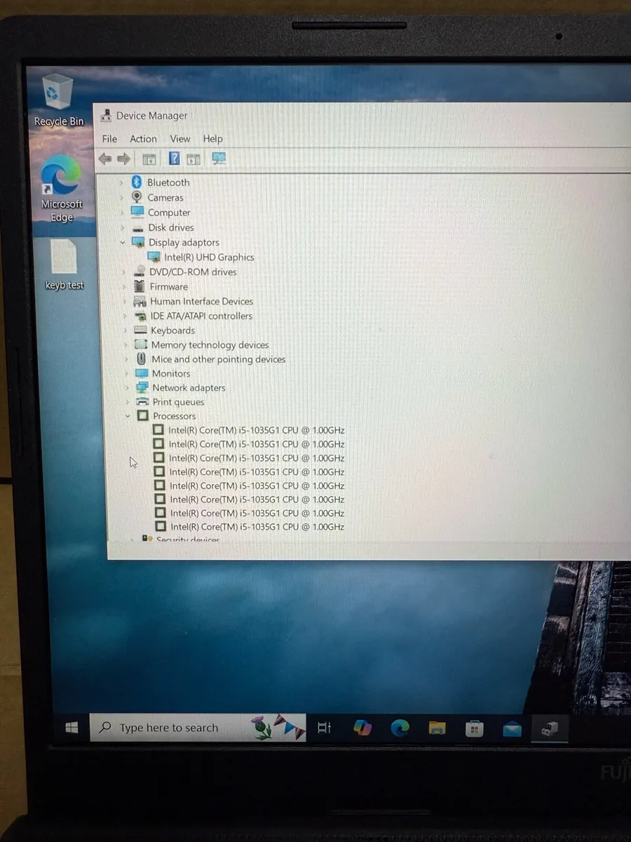 Fujitsu i5 pro 10th gen 16-256 win 10 - Image 3