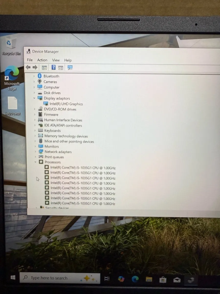 Fujitsu i5 pro 16-256 win 10 - Image 3