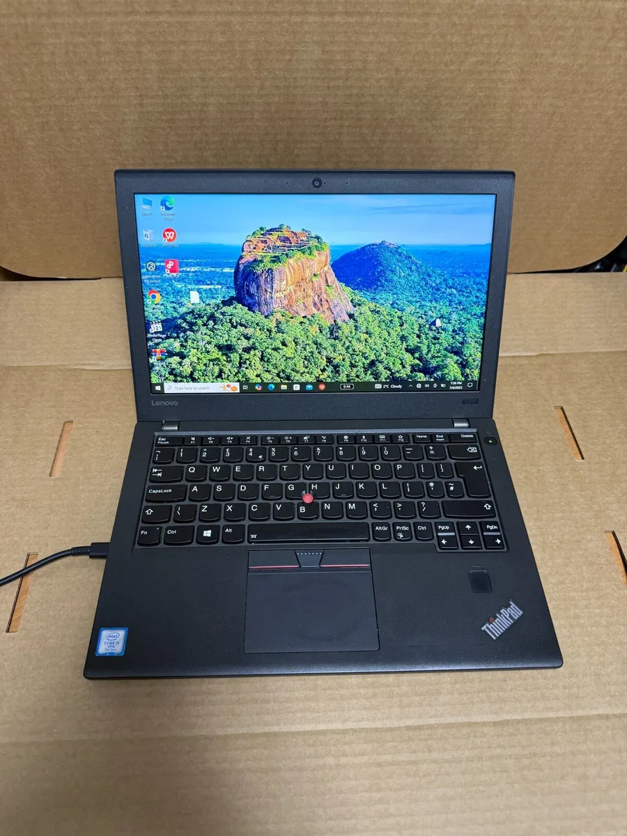 Lenovo Laptop X270 i5 8-256 win 10 - Image 1