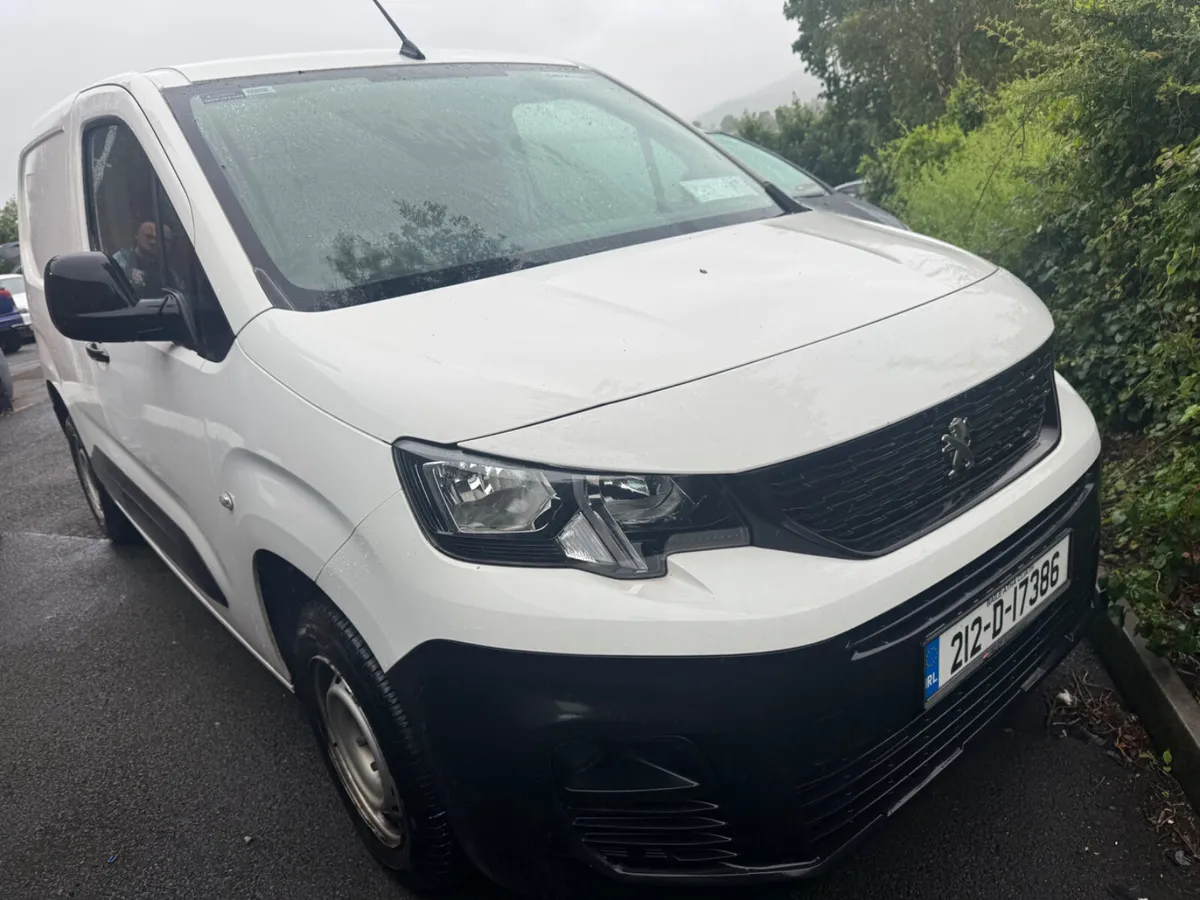 Peugeot Partner 2021 3  seater - Image 1