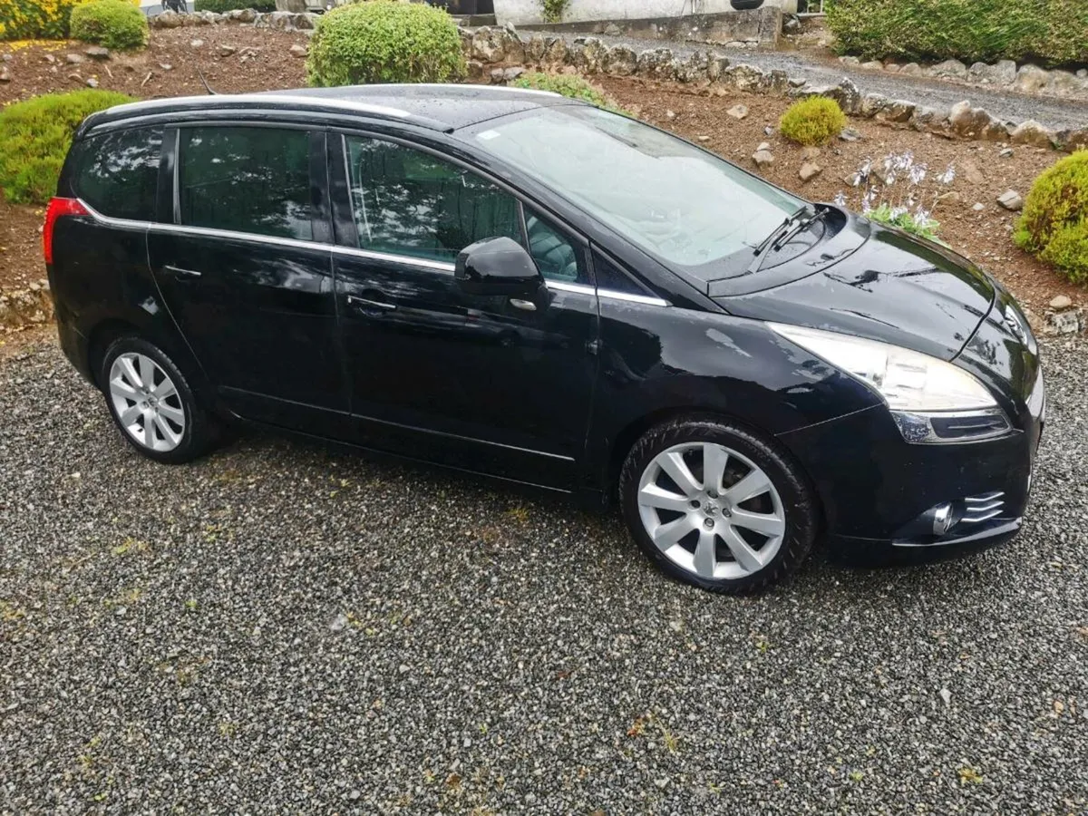 12 Peugeot 5008 1.6hdi Nct and tax - Image 1