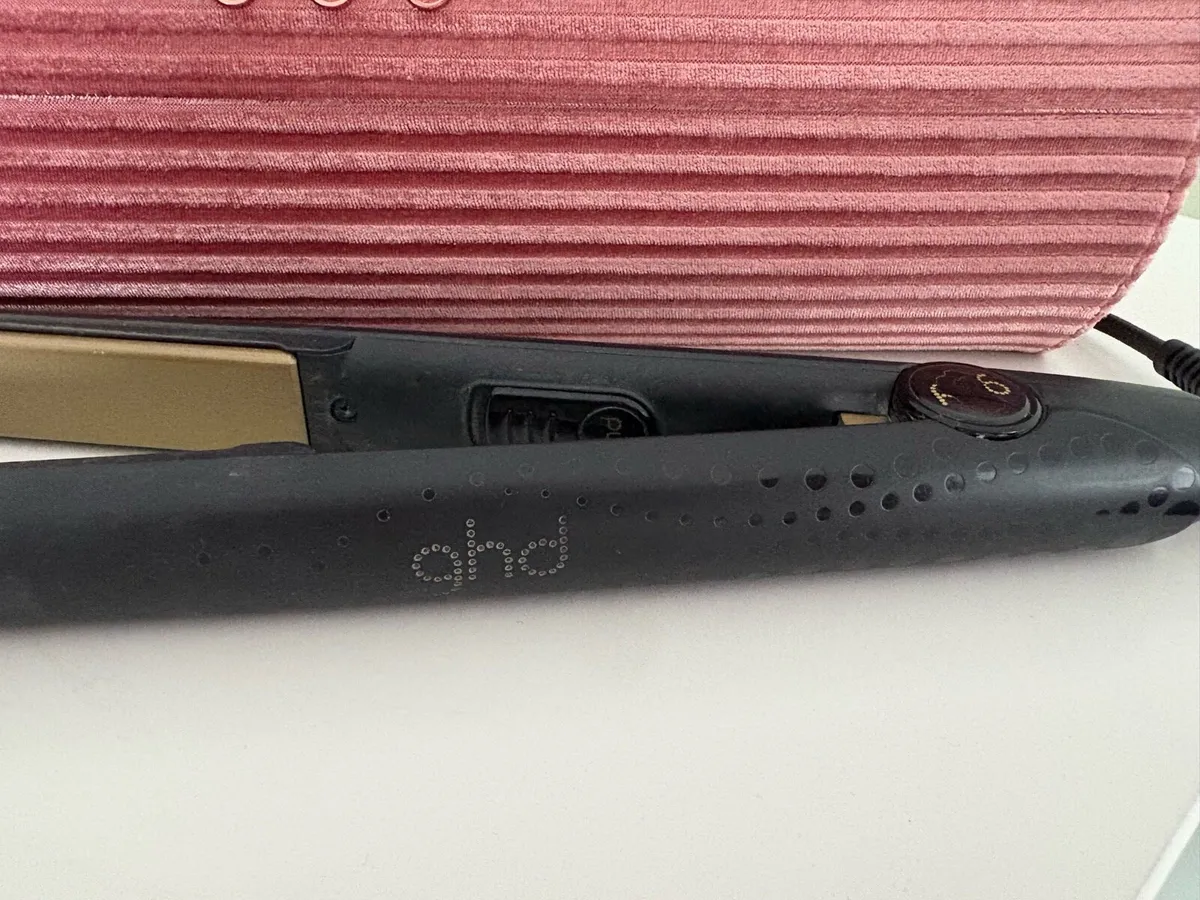 GHD Straightener - Image 1