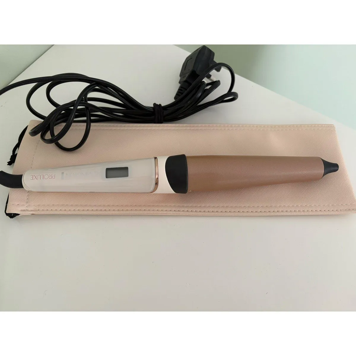 Remington Proluxe Curling Wand - Image 2