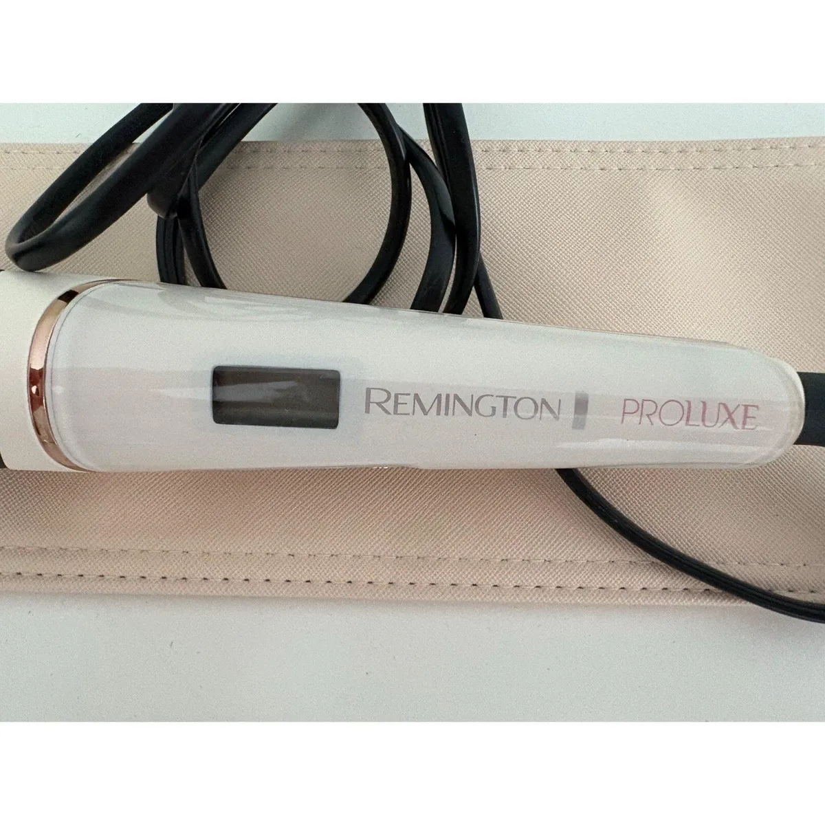 Remington Proluxe Curling Wand - Image 3
