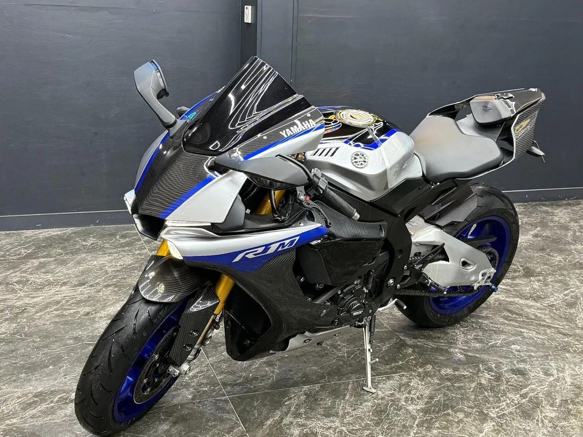 Yamaha YZF-R1M - Image 2