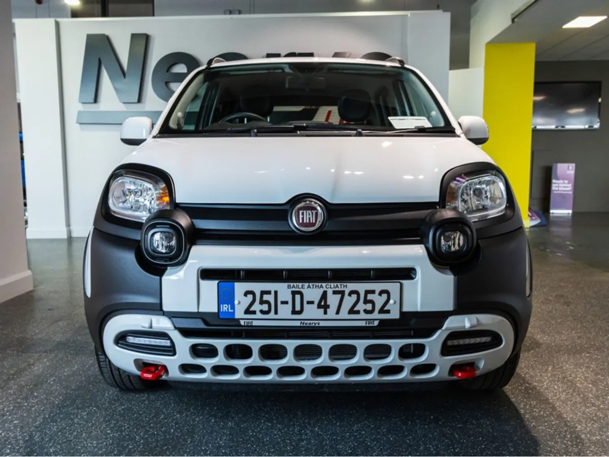Fiat Panda 1.0 Cross 5DR - Image 2