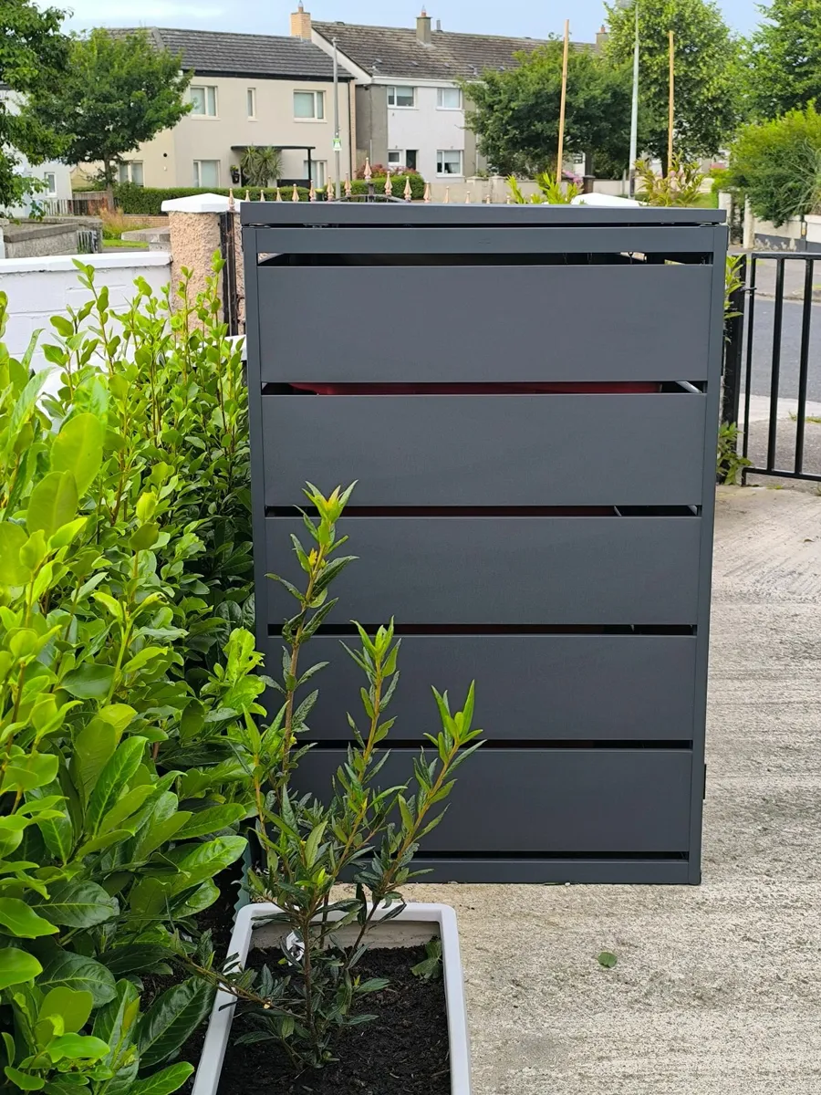 Triple Metal Wheelie Bin Shed FREE DELIVERY!! - Image 1