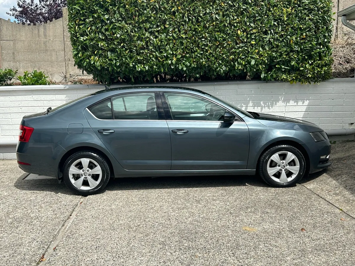 Skoda Octavia - Image 2