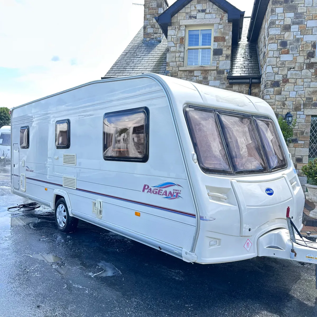 ✨STUNNING BAILEY PAGEANT 6 BERTH✨ - Image 1