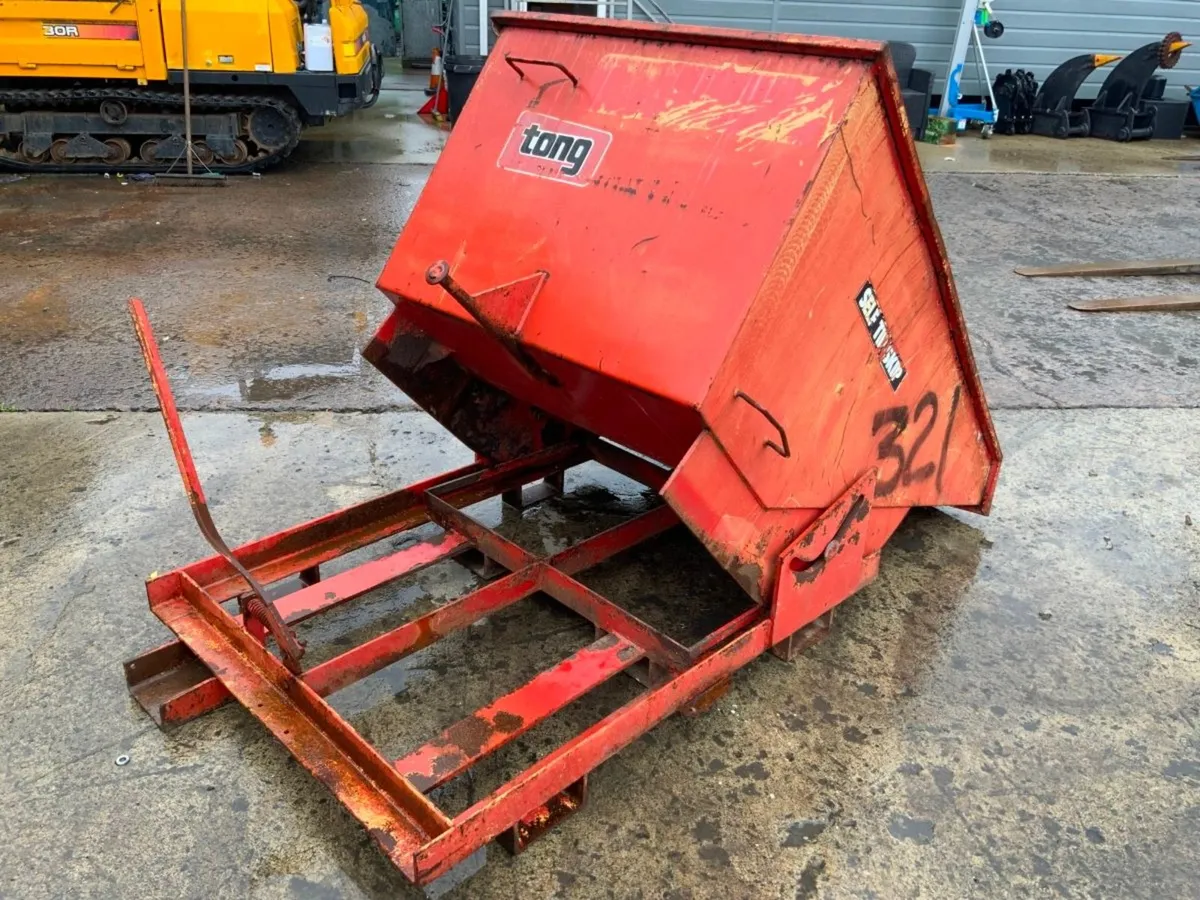 SELF TIP FORKLIFT TIPPING SKIP.....32w. - Image 4