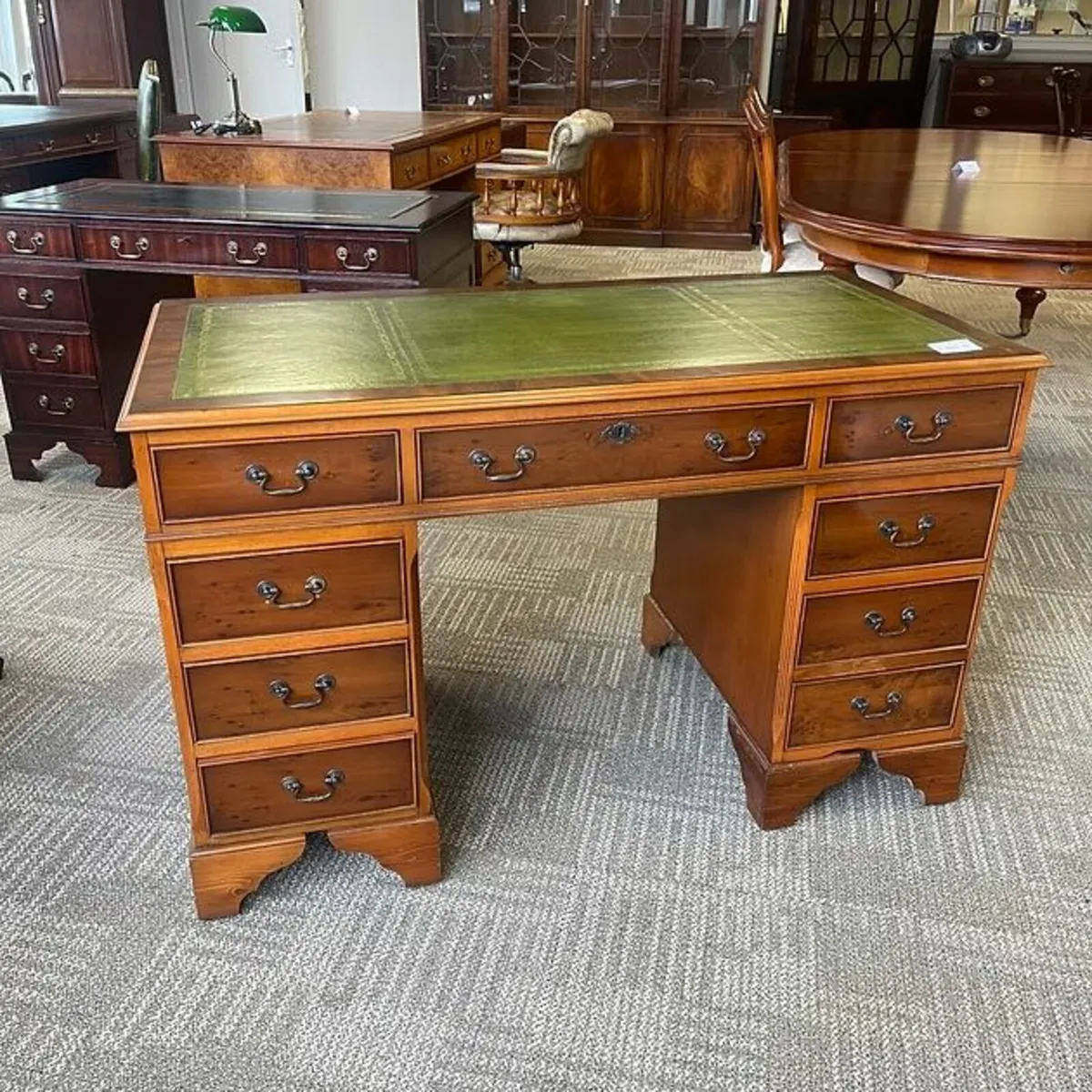Beautiful yew twin pedestal writing desk - Image 1