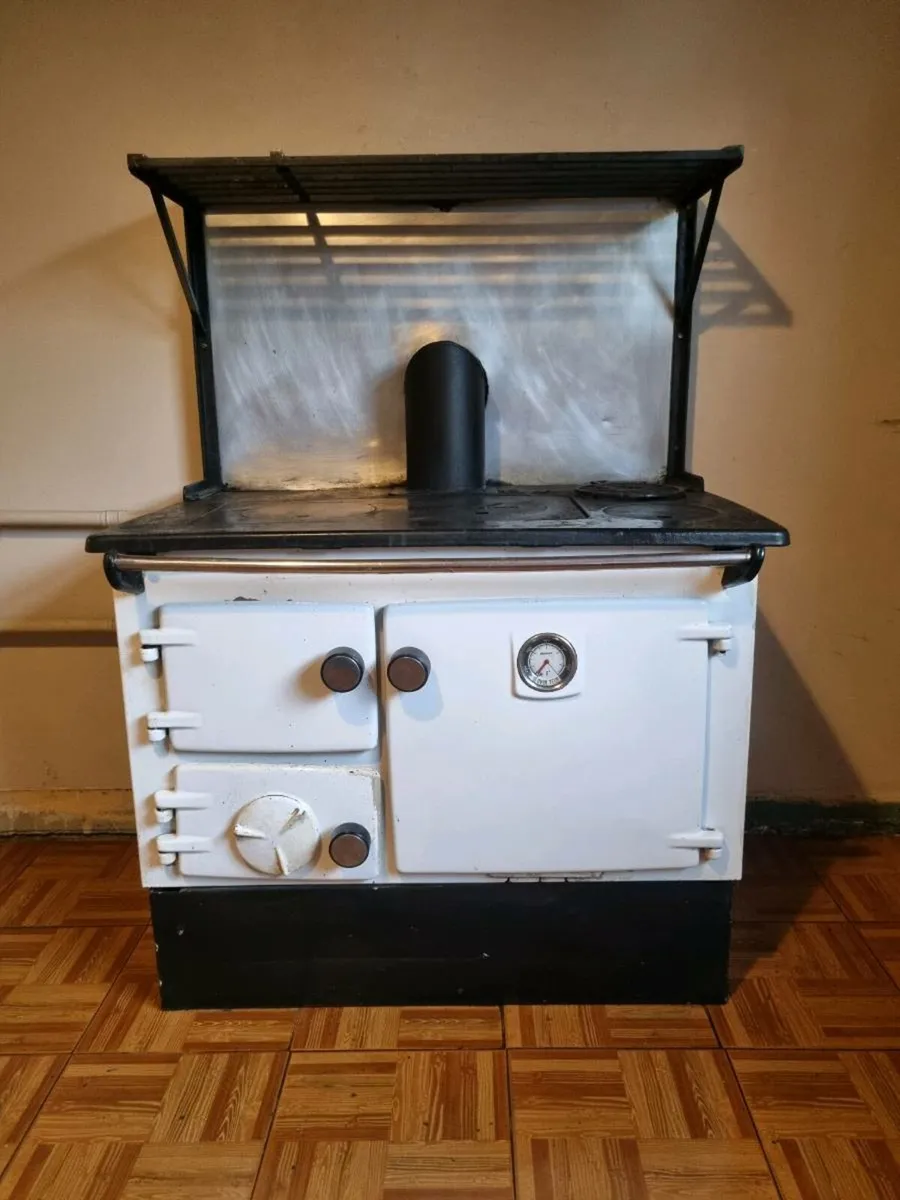 Stanley 8 Cooker - Image 1