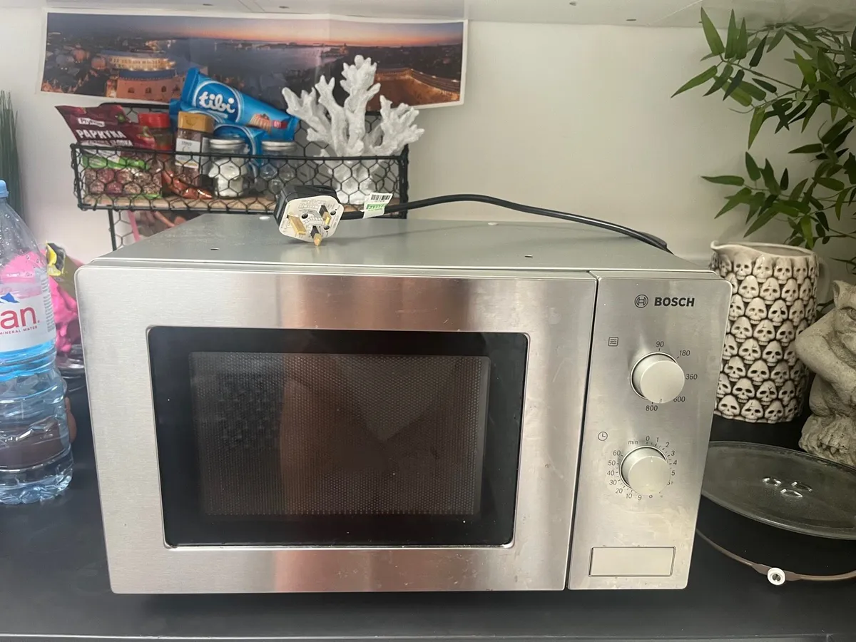 Bosch microwave - Image 1