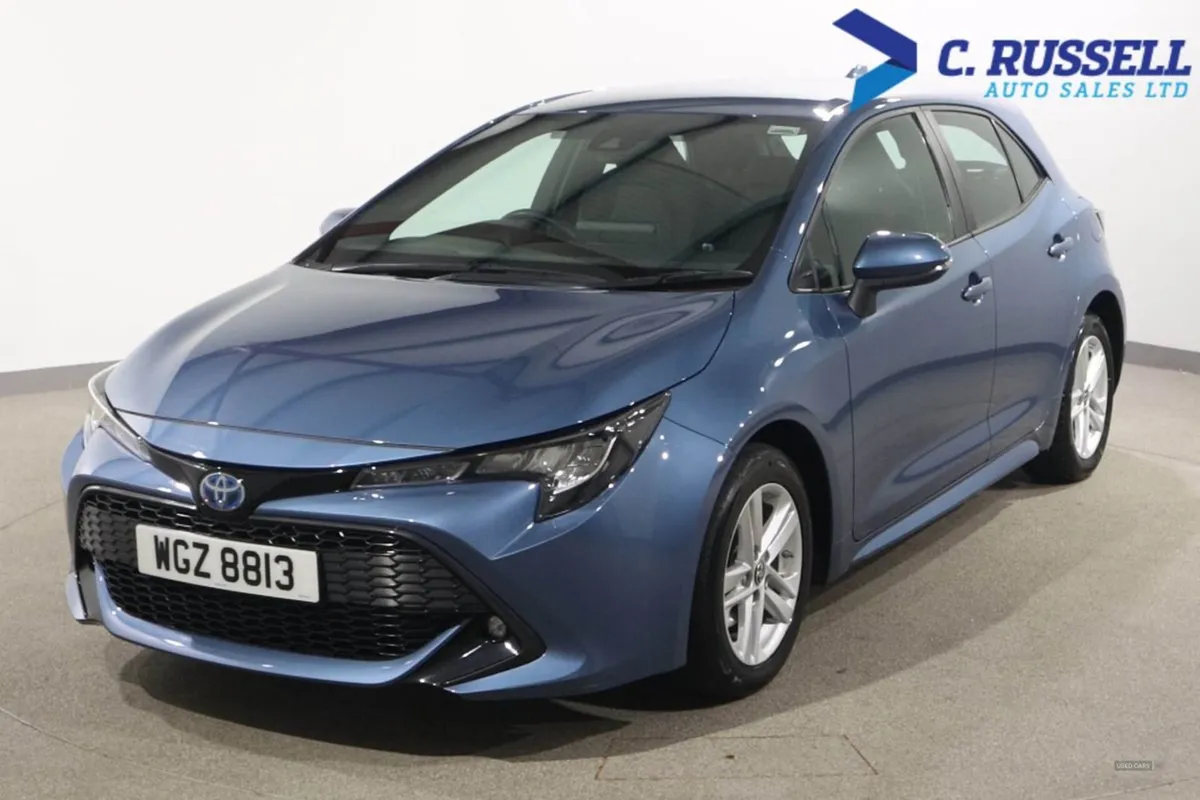 Toyota Corolla Hatchback - Image 1