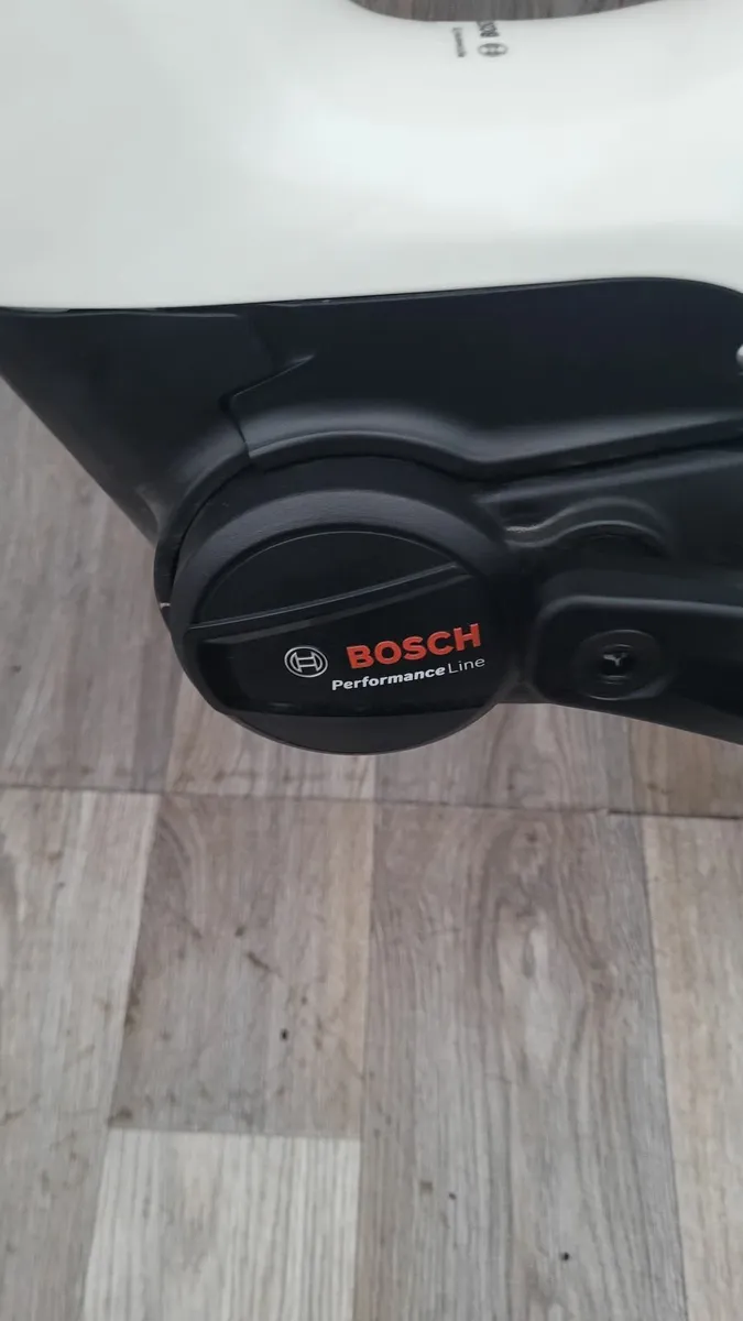 Cube,ELECTRIC BIKE, BOSCH - Image 3