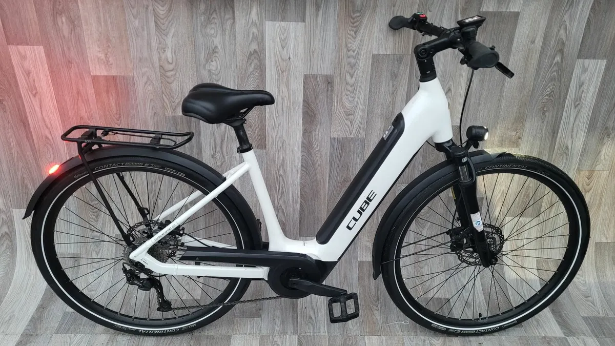Cube,ELECTRIC BIKE, BOSCH - Image 2