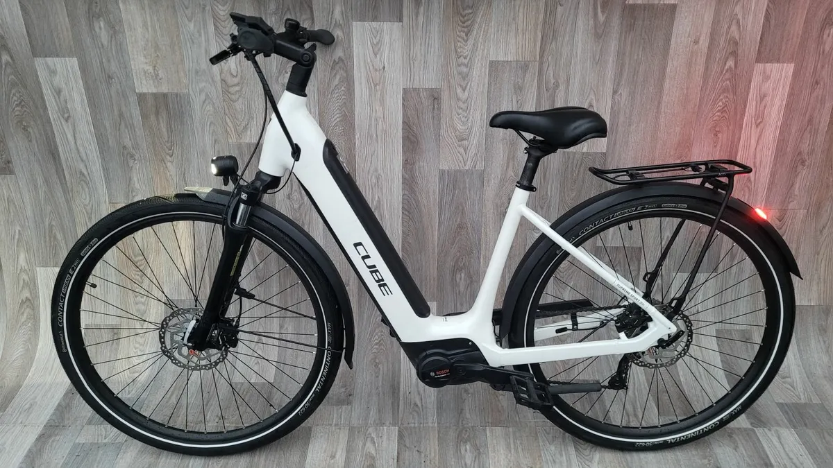Cube,ELECTRIC BIKE, BOSCH - Image 1