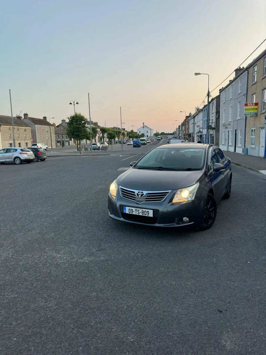 Toyota Avensis 2009 - Image 3