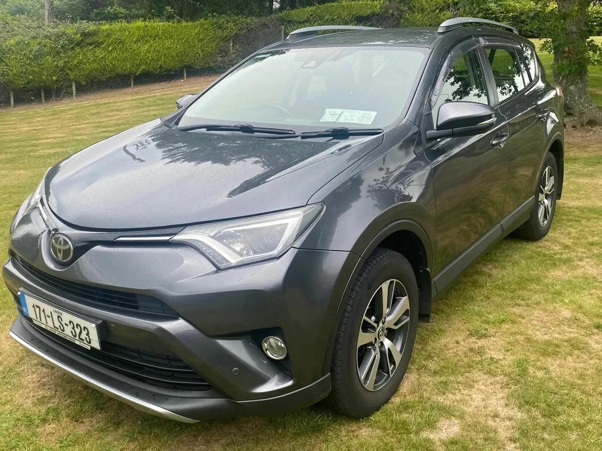 Toyota RAV4 2017 - Image 2
