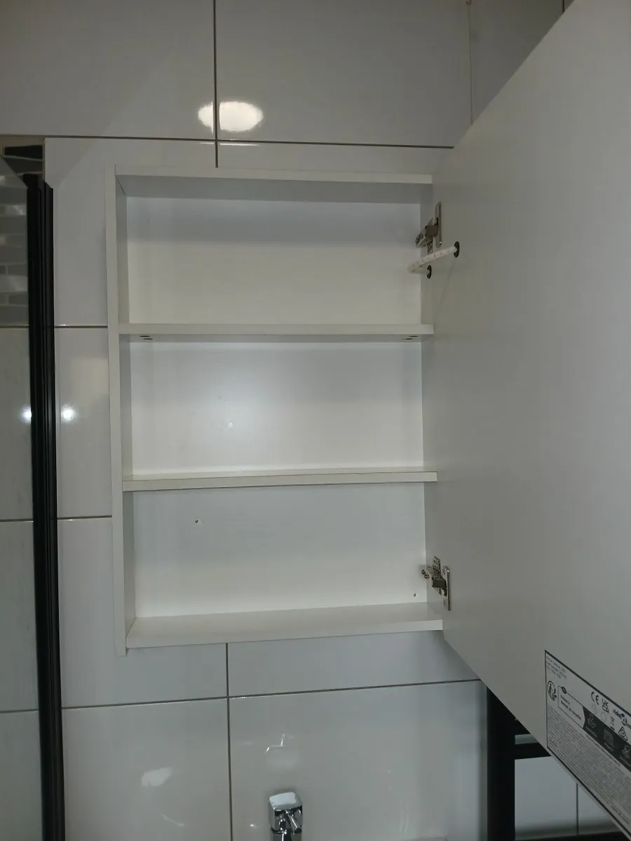 Bathroom - Image 3